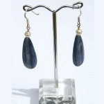 עגילי כסף 925 עם אבני קינייט ופנינים